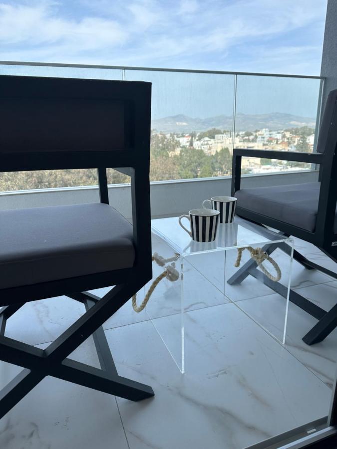 Apartament Luxury Penthouse-panoramic View-near Unic Nikozja